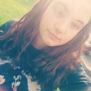 Meet your Posher, Juanita